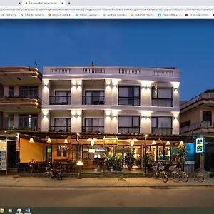 Backhome & Bar הוי אן