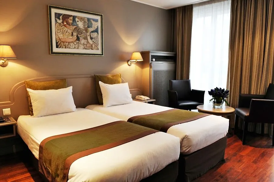 *** Hotel Moris Grands Boulevards Paris France